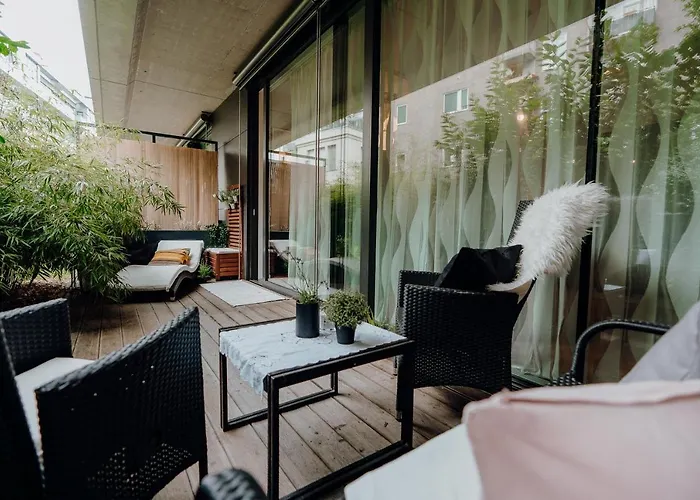 Luxury Downtown Mit Garage * グラーツ