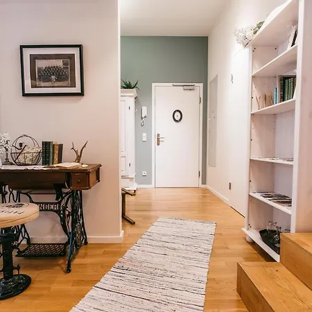 Daire Luxury Downtown Mit Garage *