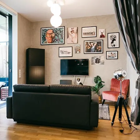 Luxury Downtown Mit Garage Daire